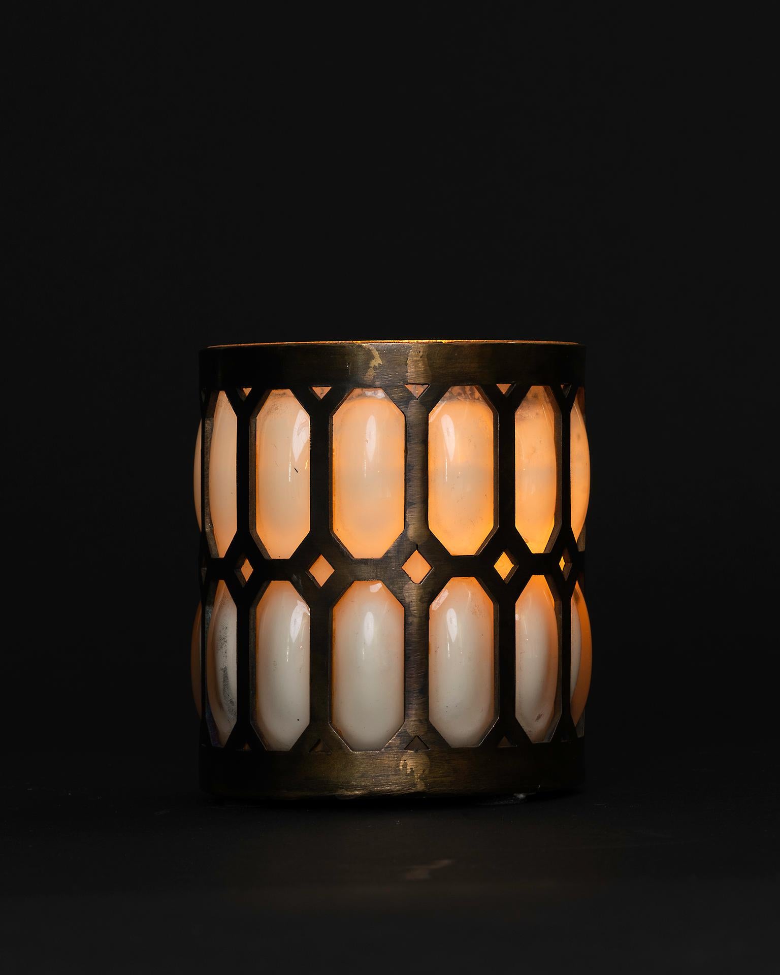 Iron Lantern Candle - The Unoriginal Bathroom Co.